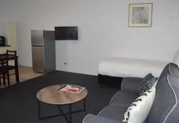 Penguin Seaside Motel מראה חיצוני תמונה
