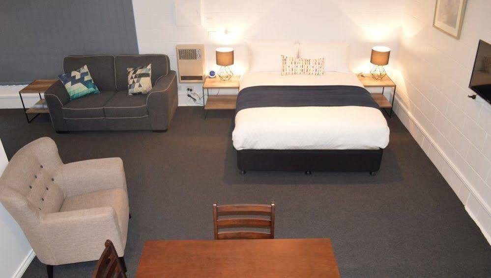 Penguin Seaside Motel מראה חיצוני תמונה